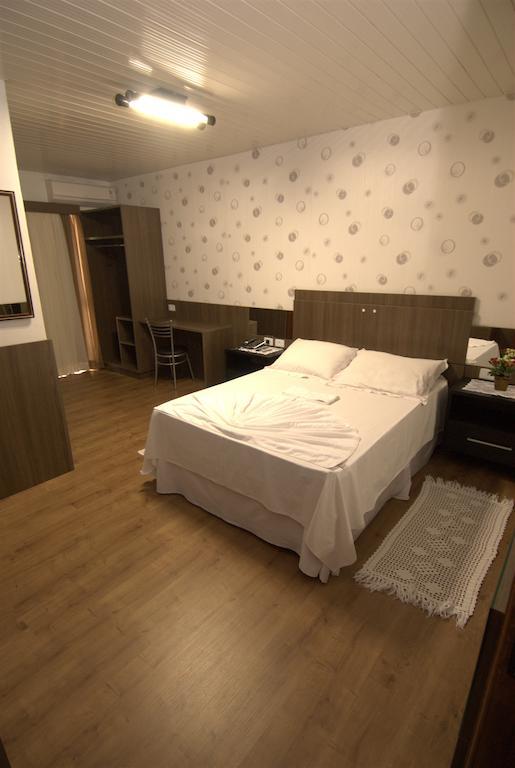 Novo Hotel Tinho Rio do Sul Zimmer foto
